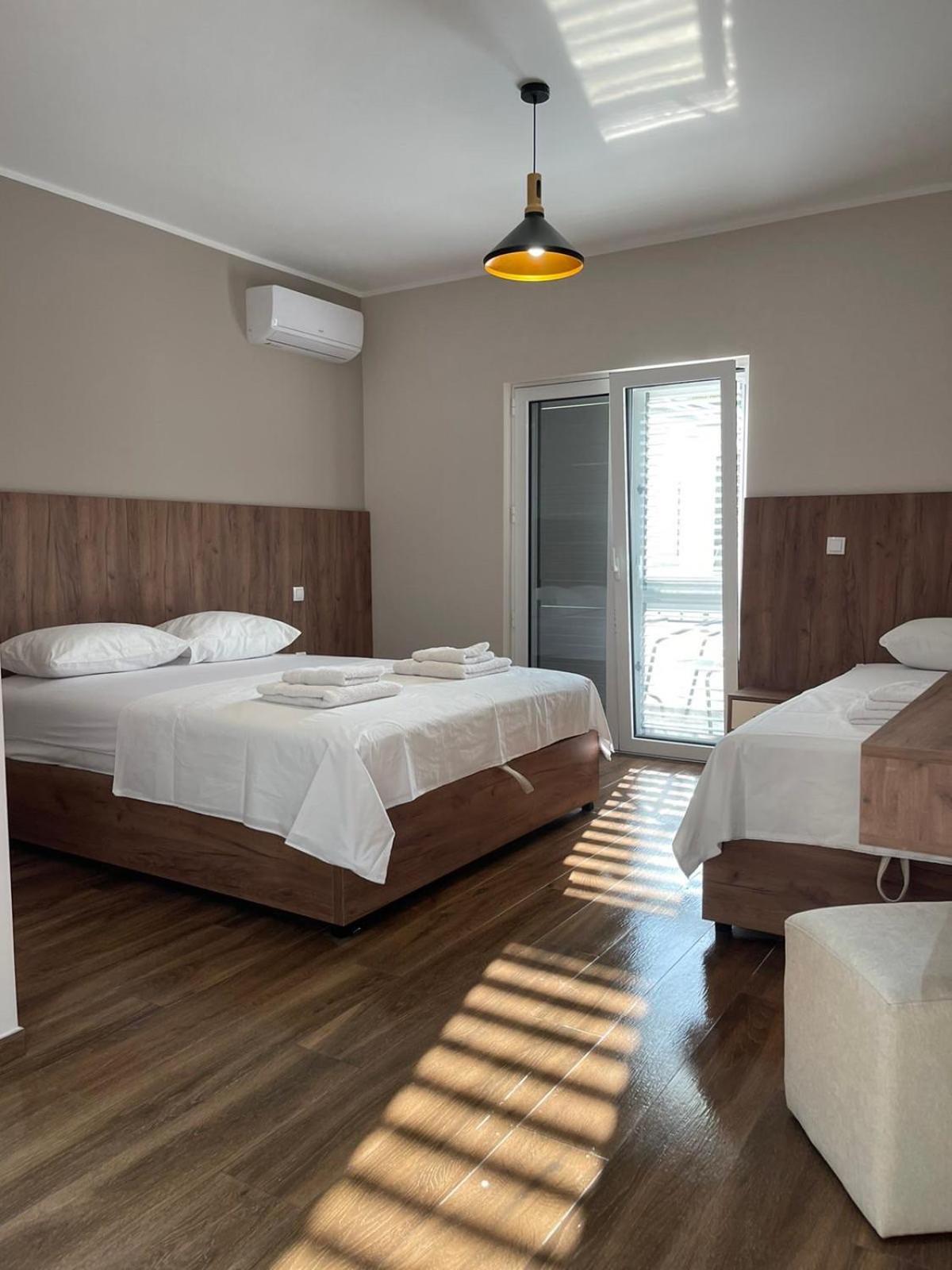 Residence Leora Улцин Екстериор снимка